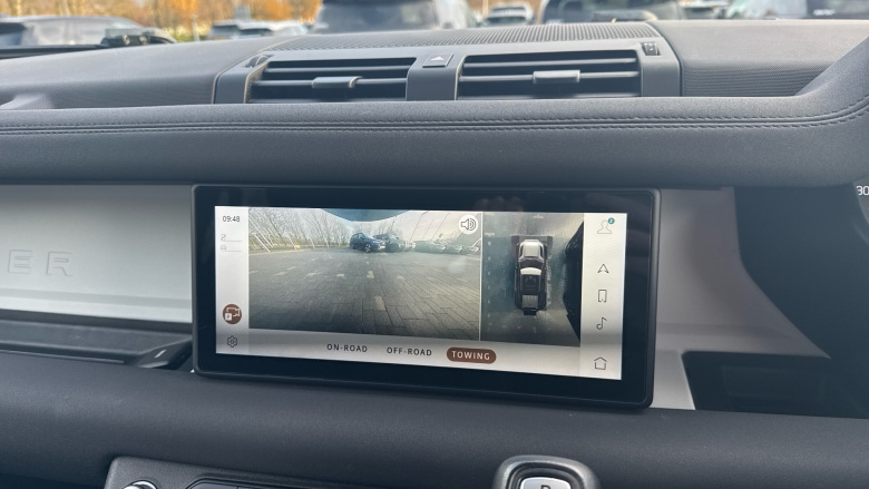 Land Rover Defender 2.0 D200 110 5dr Auto Diesel Estate